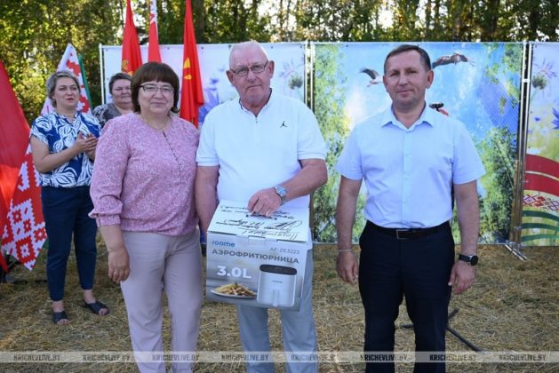 СПК «Колхоз им. Суворова» первыми на Кричевщине завершили уборку зерновых