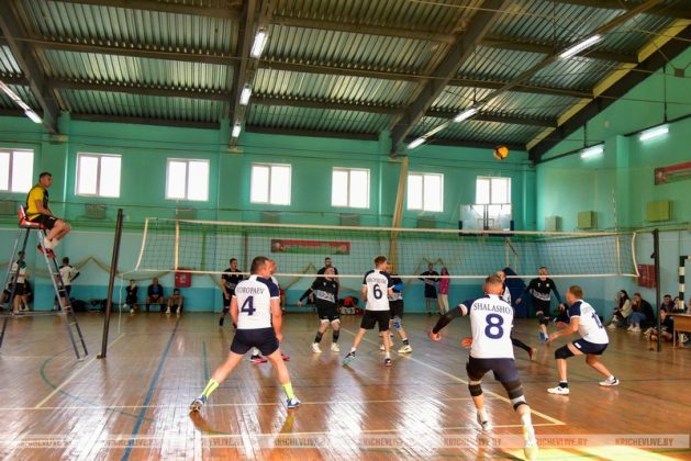 В Кричеве проходит волейбольный турнир