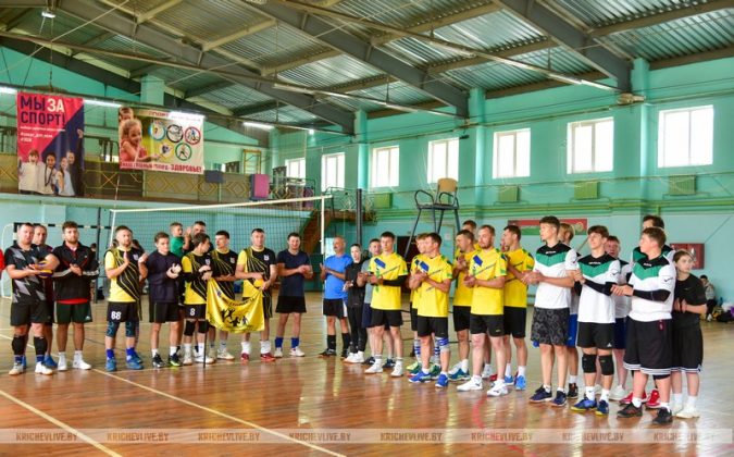 В Кричеве проходит волейбольный турнир