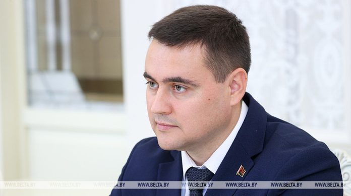 Иванец: в Беларуси на одного учителя приходится 10-11 учеников