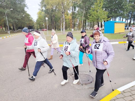 В Кричеве прошел марафон по скандинавской ходьбе