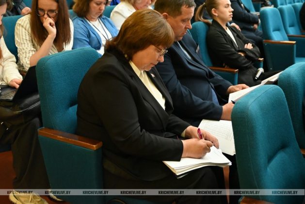 Заседание облисполкома прошло на базе Кричевского района