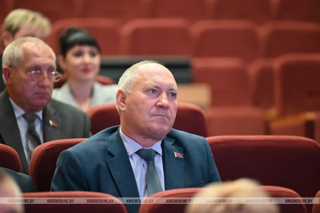 Председатель облсовета депутатов провел в Кричеве оперативное совещание