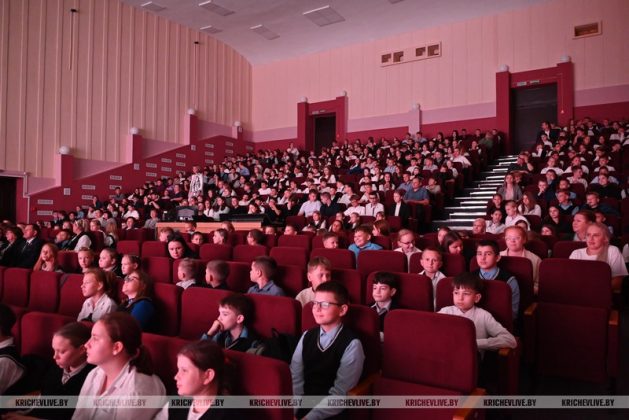 В Кричеве стартовал прокат дилогии фильмов, посвященных государственной символике Беларуси