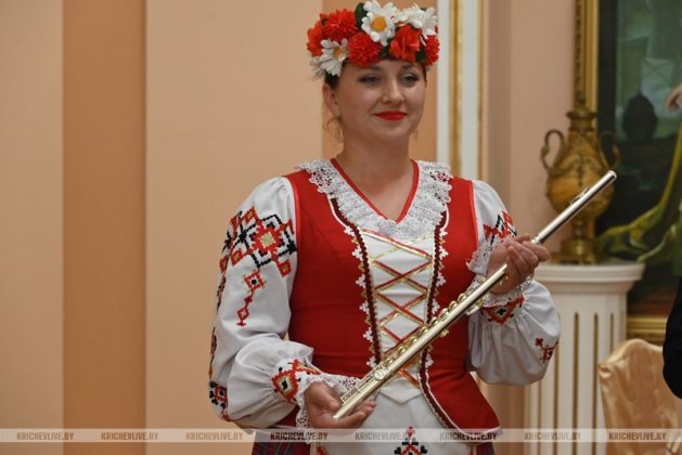 Если праздник, то с подарками: детская школа искусств пополнилась новыми музыкальными инструментами