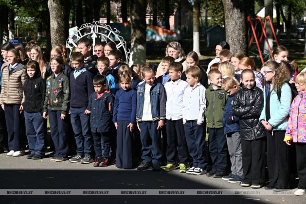 Единый день безопасности прошел в детском парке Кричева