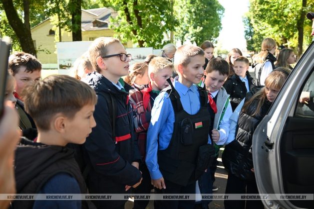 Единый день безопасности прошел в детском парке Кричева