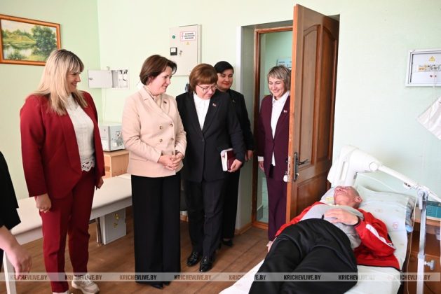 Кричевский район посетила министр труда и социальной защиты 