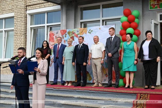 Что первоклассники СШ №3 пообещали председателю райисполкома