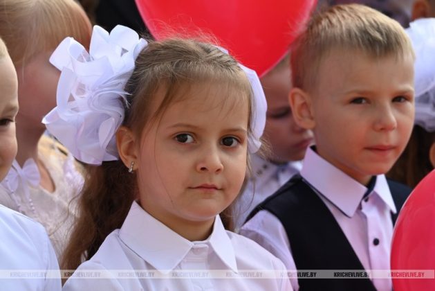 Что первоклассники СШ №3 пообещали председателю райисполкома