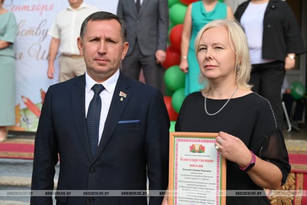 Что первоклассники СШ №3 пообещали председателю райисполкома