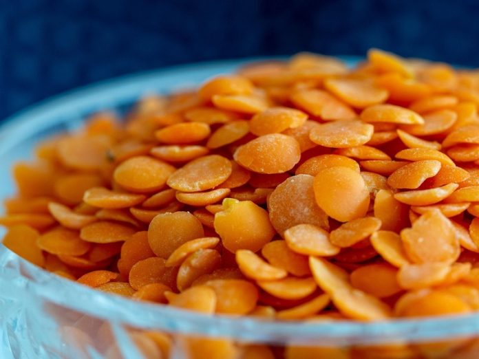 Чем полезна красная чечевица и как ее готовить