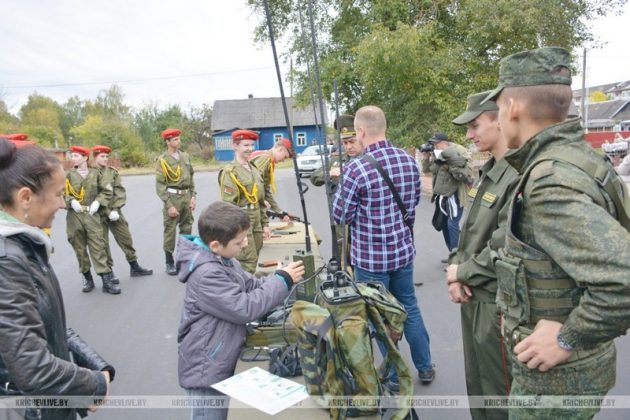 На праздник города в Кричев приехали военные из Могилева