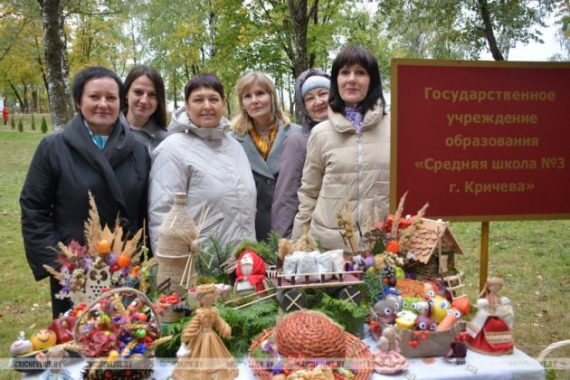 Креативные композиции, что радуют кричевлян на праздниках