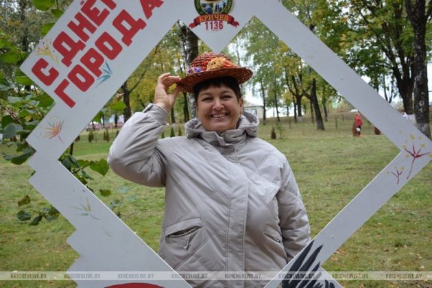 Креативные композиции, что радуют кричевлян на праздниках