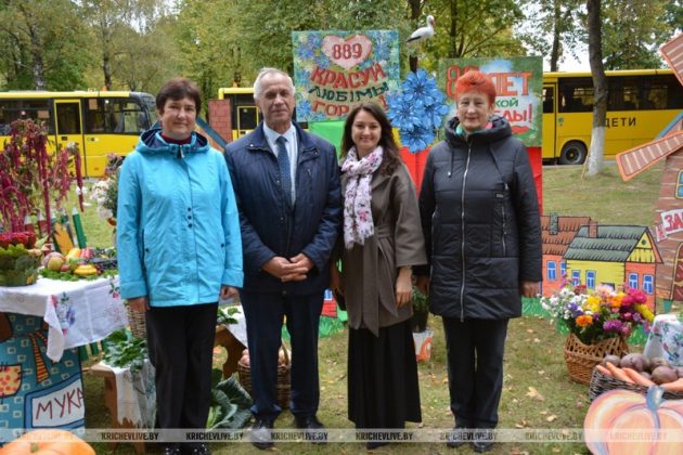 Креативные композиции, что радуют кричевлян на праздниках