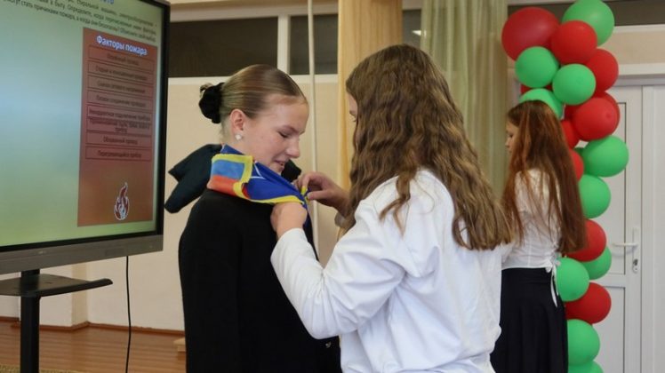 Акция «Молодежь за безопасность» в Кричеве: спасатели работают с молодежью