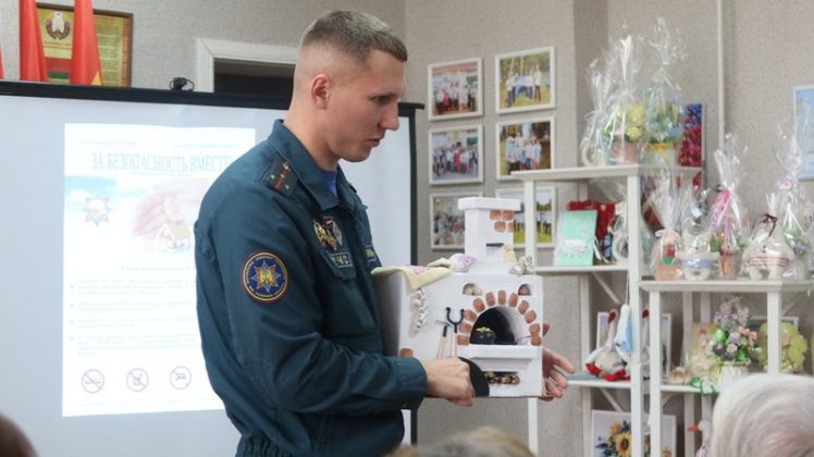 Спасатели Кричевщины провели уроки безопасности для граждан пожилого возраста