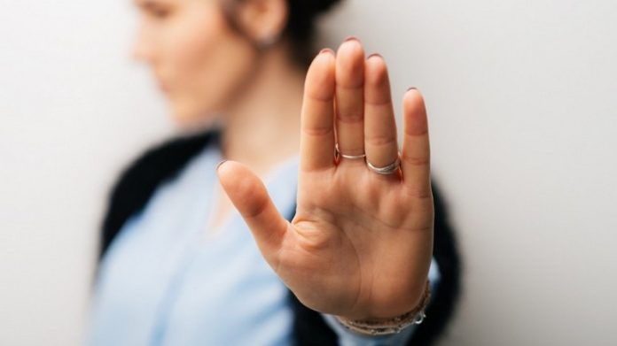 Нет без обид: секреты уверенного отказа в работе, семье и дружбе Нет без обид: секреты уверенного отказа в работе, семье и дружбе