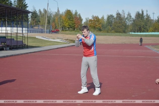 Спортивная программа проходит на стадионе «Сож-2002» в Кричеве