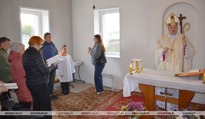 Утро в Кричеве началось с молебна в католическом приходе в честь урожая и трудов земледельцев