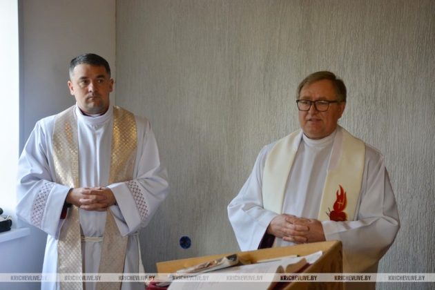 Утро в Кричеве началось с молебна в католическом приходе в честь урожая и трудов земледельцев