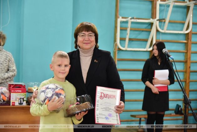 В Кричеве прошел спортивный праздник «Здоровые родители — здоровая семья».