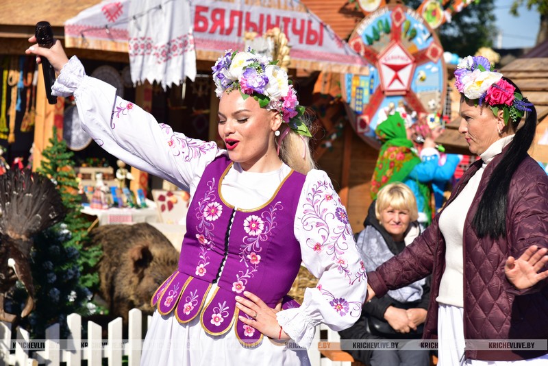 Праздник в лицах: эмоции Дожинок. фотофакт