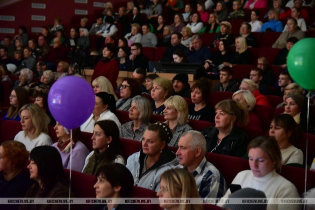 В Кричеве прошел концерт для родителей