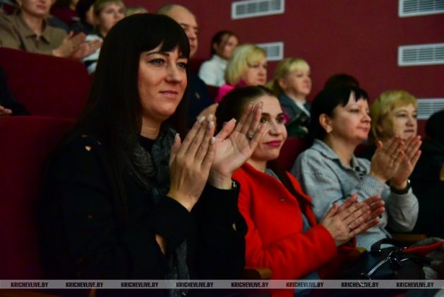 В Кричеве прошел концерт для родителей