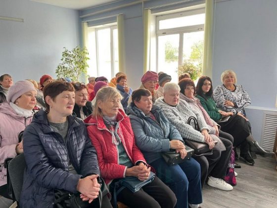 Концерт ко Дню пожилого человека прошел в Кричевском РДК