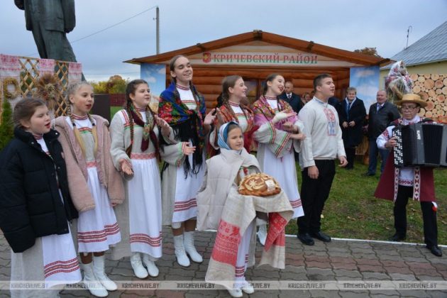 «Дожинки-2025»: Кричев благодарит своих аграриев