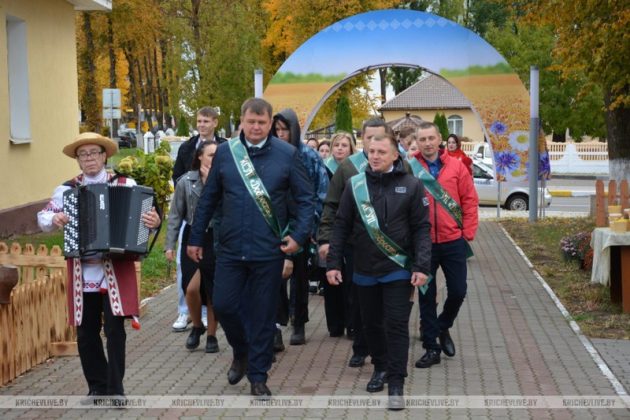 «Дожинки-2025»: Кричев благодарит своих аграриев