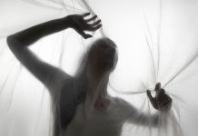 Ученые: люди, пережившие околосмертный опыт, часто впадают в депрессию из-за одиночества