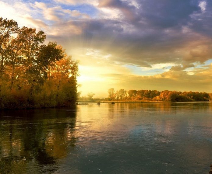 Как обеспечить безопасность у воды осенью: советы кричевских спасателей Как обеспечить безопасность у воды осенью: советы кричевских спасателей