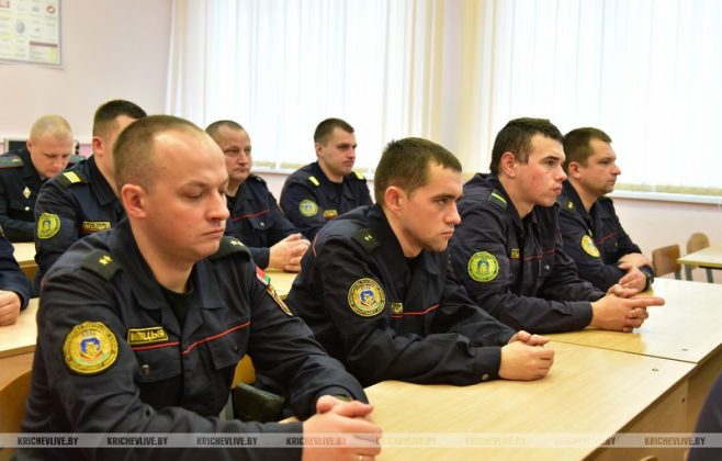 Сотрудники Кричевского отдела охраны отработали навыки управления оперативным транспортом