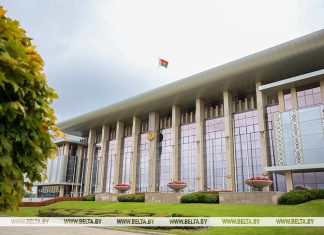 Лукашенко утвердил важнейшие прогнозные параметры развития Беларуси на 2026 год Лукашенко утвердил важнейшие прогнозные параметры развития Беларуси на 2026 год