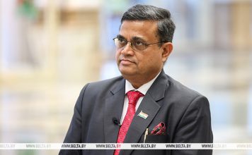 Мебель и древесина, молочка, БЕЛАЗы. Посол обозначил интерес Индии к белорусским товарам и продукции Мебель и древесина, молочка, БЕЛАЗы. Посол обозначил интерес Индии к белорусским товарам и продукции