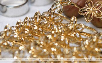 В Беларуси выросли цены на скупаемые у населения драгметаллы В Беларуси выросли цены на скупаемые у населения драгметаллы