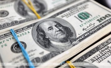 Физлица в Беларуси в октябре продали на $159,9 млн валюты больше, чем купили Физлица в Беларуси в октябре продали на $159,9 млн валюты больше, чем купили