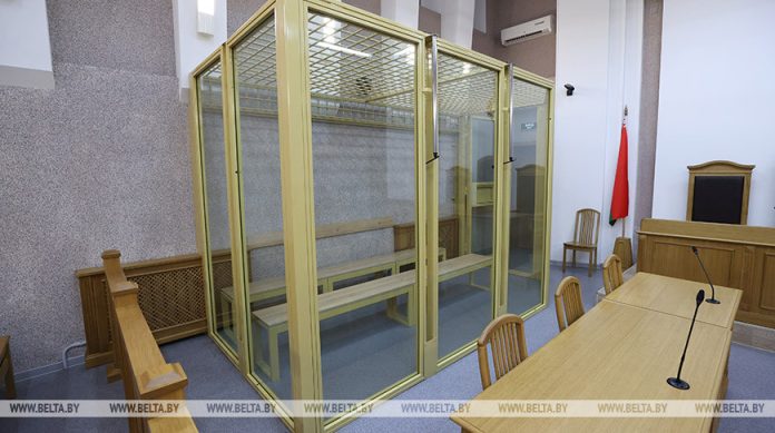 Четырех жителей Беларуси будут судить за организацию незаконной миграции