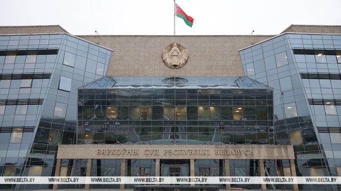 Нецензурная брань наказуема. Когда крепкое словцо посчитают мелким хулиганством, пояснили в Верховном Суде