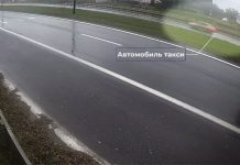 Пьяный водитель на скорости 182 км/ч сбил такси, в результате ДТП погибла семья с двумя детьми Пьяный водитель на скорости 182 км/ч сбил такси, в результате ДТП погибла семья с двумя детьми