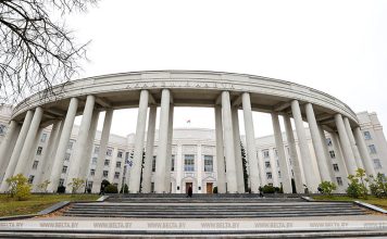 На высоком мировом уровне. Белорусские ученые разрабатывают лазеры и новые материалы для микроэлектроники На высоком мировом уровне. Белорусские ученые разрабатывают лазеры и новые материалы для микроэлектроники