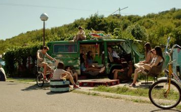 Черногорский фильм «Планета 7693» признан лучшим на детском конкурсе «Лістападзік» Черногорский фильм "Планета 7693" признан лучшим на детском конкурсе "Лістападзік"