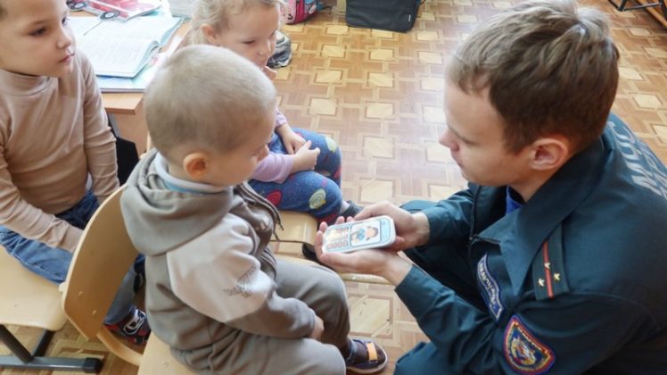 Кричевские спасатели провели запоминающуюся встречу со школьниками