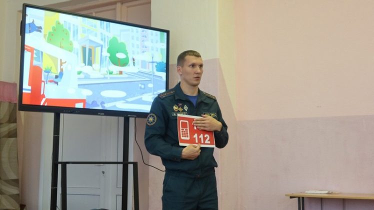 Безопасность в играх: спасатели Кричевщины обучают детей правилам безопасности