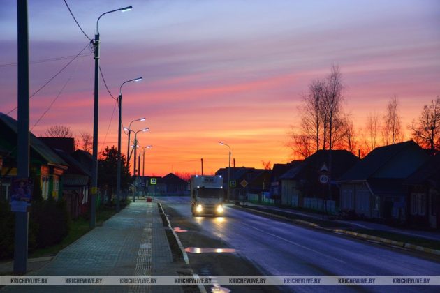 Яркое утро в Кричеве: фоторепортаж