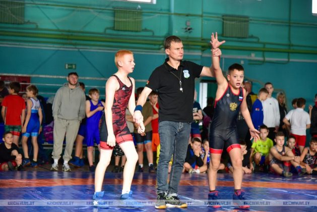 В Кричеве более 300 спортсменов из Беларуси и России борются за медали