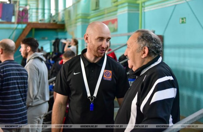 В Кричеве более 300 спортсменов из Беларуси и России борются за медали